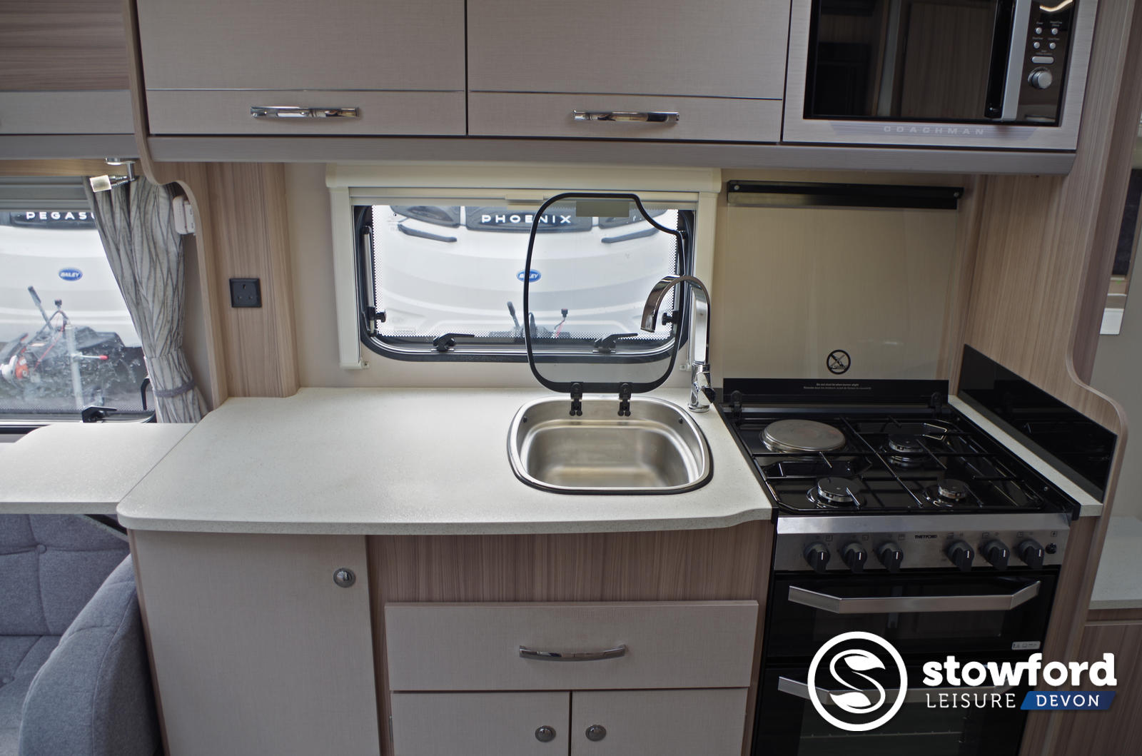 Coachman Acadia Design Edition 875 XCEL 2021 Coachman Acadia Design Edition 875 XCEL 2021