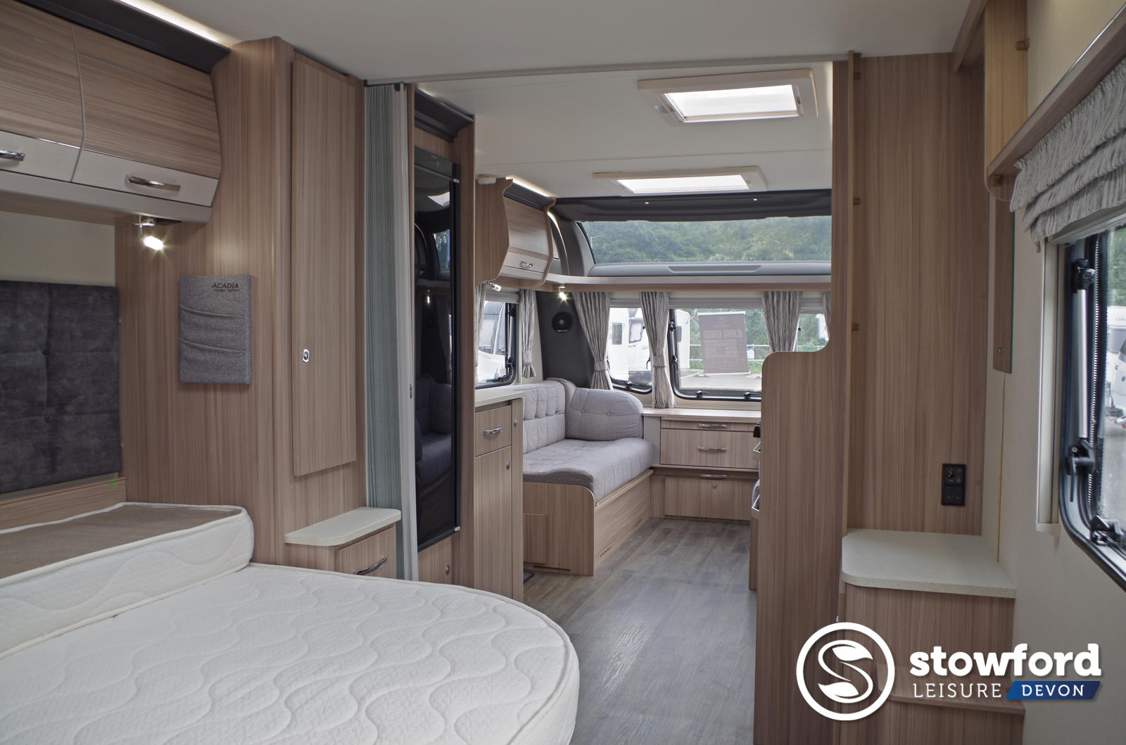 Coachman Acadia Design Edition 875 XCEL 2021 Coachman Acadia Design Edition 875 XCEL 2021