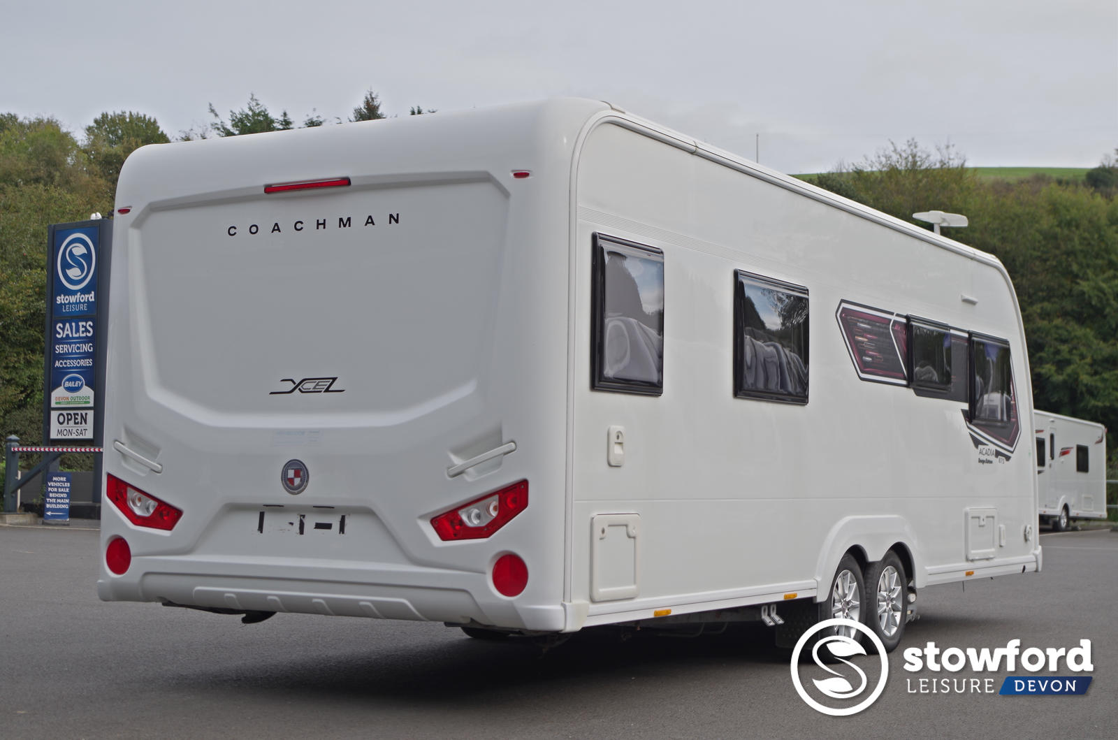 Coachman Acadia Design Edition 875 XCEL 2021 Coachman Acadia Design Edition 875 XCEL 2021